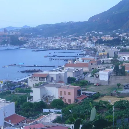 Holiday home Casaeolia *